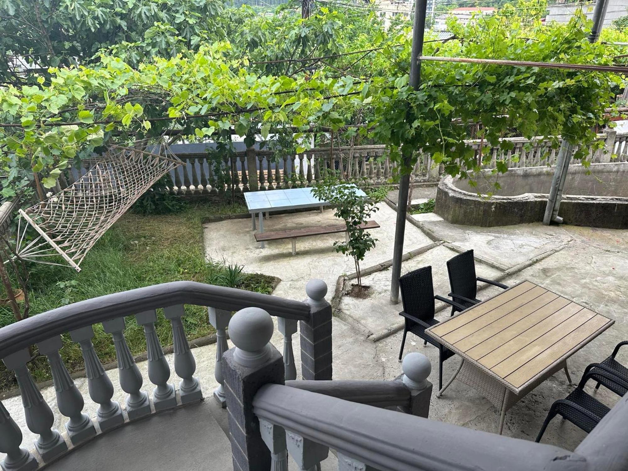Shota'S Guest House Borjomi Exterior photo